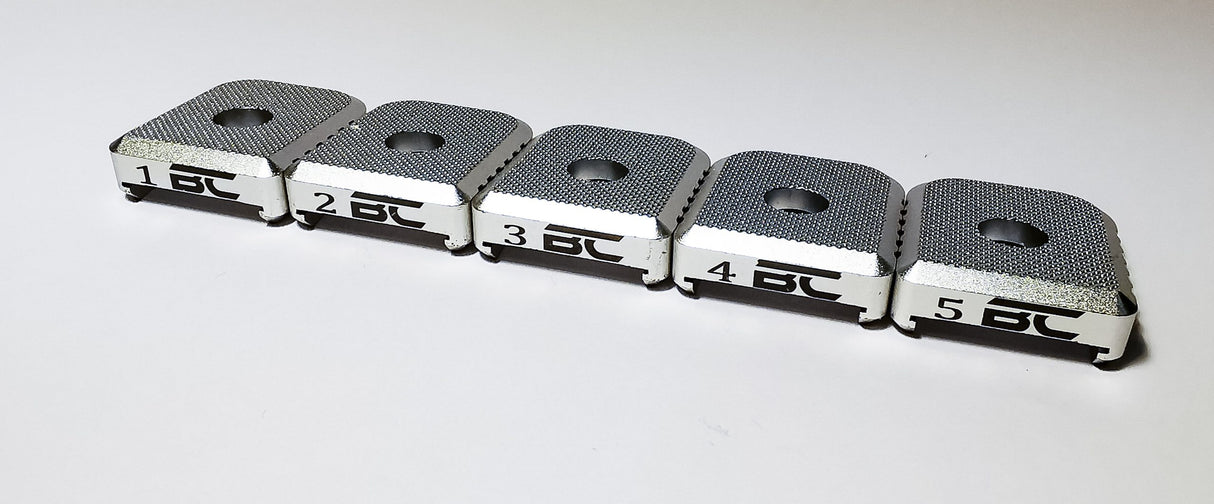 COMPOSANTS DE BOSS STI / BUL STANDARD 2011 BASE PAD DE MAGAZINE EN LAITON - LOT DE 5