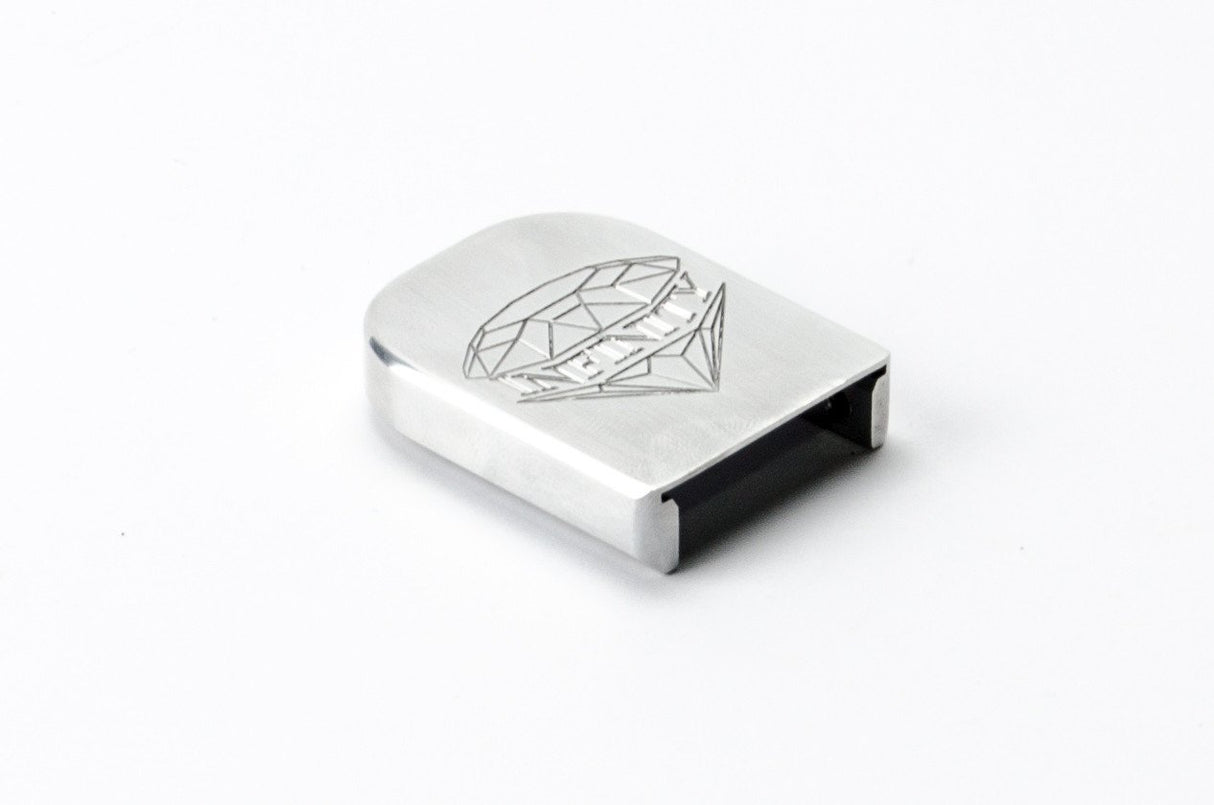 BASEPAD SV INFINITY ARGENT EN ANGLE ÉPAIS IPSC - DEUX MODÈLES IMPRIMÉS DISPONIBLES