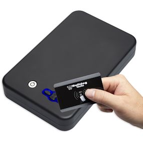 Bulldog® Digital Personal Vault (W / LED & RFID Access)
