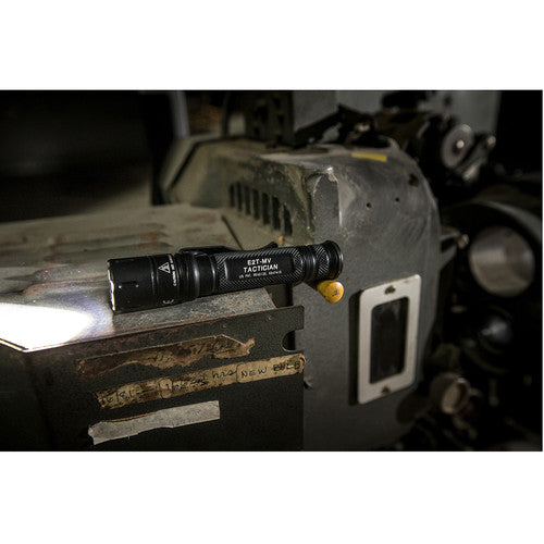 Lampe de poche LED de tacticien E2T-MV SureFire