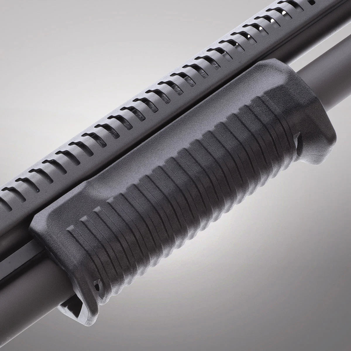 MOSSBERG 590R 12 GA 18.5"