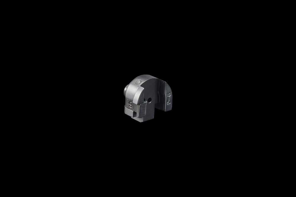 EXTRACTOR AND INTERCHANGEABLE BREECHFACE WITH SCREW SIZE: 9K 38 SUPERCOMP CAL. (.288)