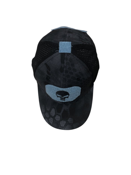 CASQUETTES – DISPONIBLES EN PLUSIEURS COULEURS 