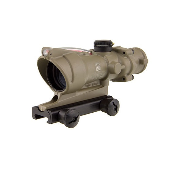 Trijicon ACOG 4x32 Scope, double réticule rouge illuminée .223 RÉTICLE balistique avec monture TA51 (TA31-C-100372)