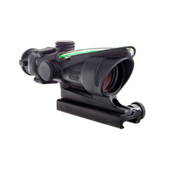 Trijicon ACOG 4x32 Scope, double étincelle verte illuminée .223 réticule balistique avec montage TA51 (TA31-CH-G)